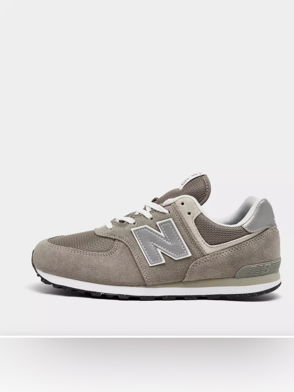 New Balance 574 Classic Gray Suede & Mesh Sneakers Boys Youth Size 7